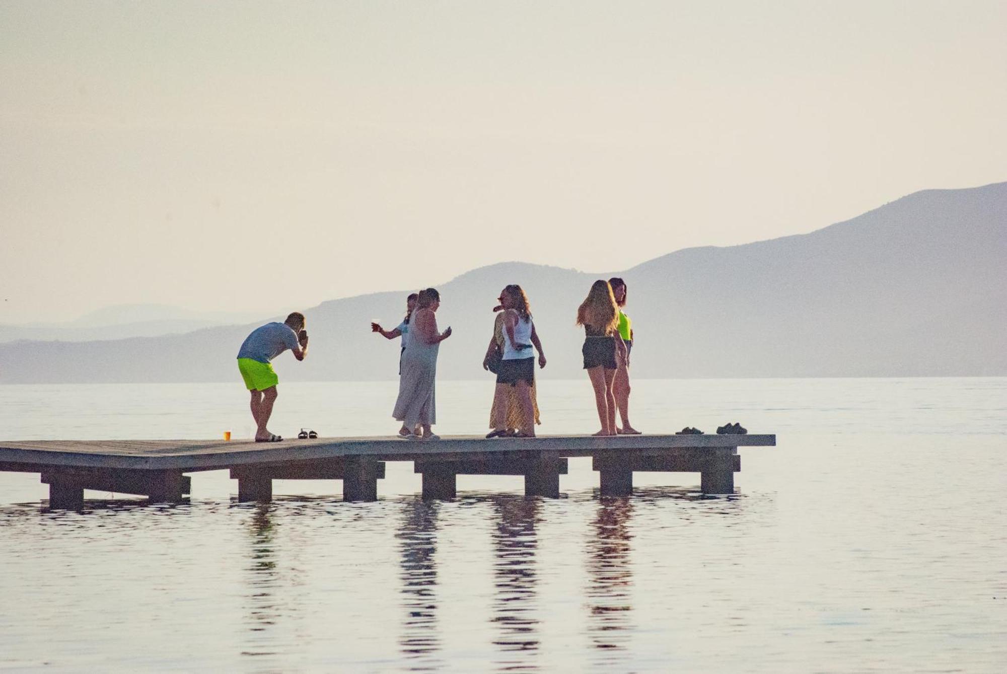 Deltafamily ¡ Barbacoa,Piscina, Wifi Chromecast !! Daire Els Muntells Dış mekan fotoğraf